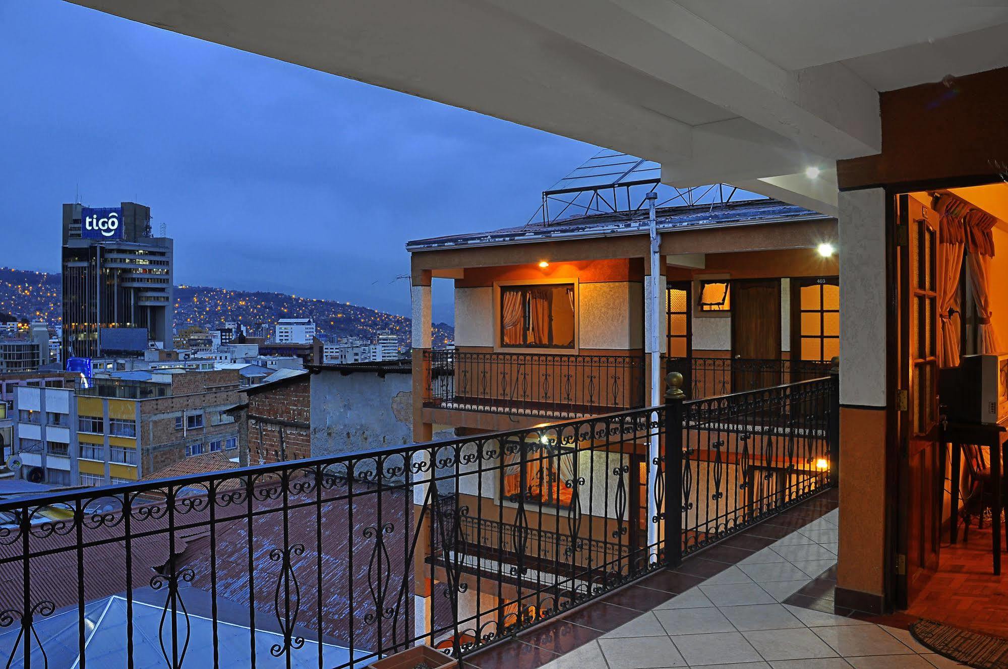 Hotel Fuentes La Paz Exterior foto